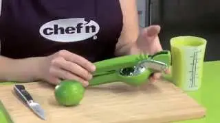 Chef'n Freshforce lime juicer - citruspr&eacute;s