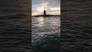 &uuml;sk&uuml;dar kız kulesi sahil insanlar