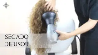 COMO USAR UN DIFUSOR PARA SECAR EL CABELLO RIZADO