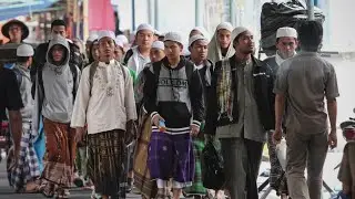 HAUL SOLO BIKIN NAGIH, REMAJA REMAJA DI JAKARTA PADA BERANGKAT HAUL HABIB ALI ALHABSY SOLO 