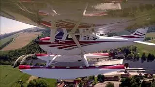 Aeropilot L600 Legend with installed 1600lb amphibian floats