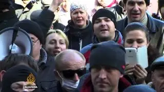 Loyalties shift in Ukraine's Donetsk