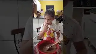 Meu bolo de Chocolate!!
