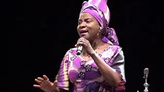 ANGELIQUE KIDJO LIVE IN PARIS AU FESTIVAL JAZZ LA DEFENSE LE 28 JUIN 2025