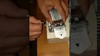 Muse - Sunburn (on 15 notes hand crank music box)