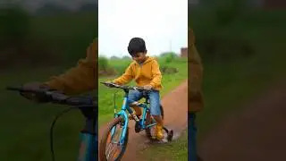😍 kichad me cycle chalane me Masti 🚲