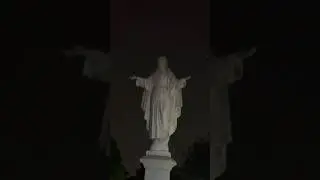 Эта статуя Иисуса ДЕЙСТВИТЕЛЬНО переместилась!