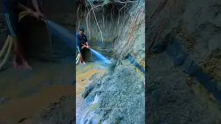 Lapisan emas terlihat jelas, gold mine Get rich quick.