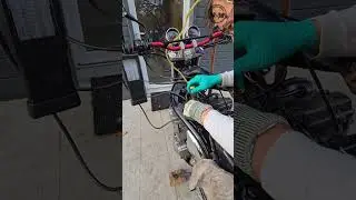 Teste de l’appareil de synchronisation de carburateurs 