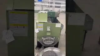 Thread rolling machine.#screw #screwmachine #threadrollingmachine #screwequipment #Chinafactory