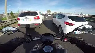 Yamaha MT07 - Filtering biker in traffic Roadsitalia Exhaust