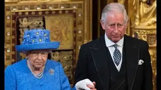 Queen and Prince Charles in 'dual monarchy' - 'They've been doing it for some time'