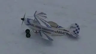 Биплан Pitts,  HobbyKing.com
