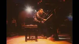 Elton John - Shine On Through (Live At Wembley Arena 11/3/1977)