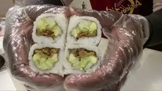 Let's make Crispy Salmon Skin California roll