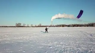 Nallikari flying ultra light kites snowkiting