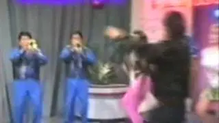 GRUPO ANGORA - ME ESTOY ENAMORANDO