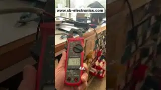 Clamp Meter - Check your power consumption (AC) Voltage - Current - UT-201 / UT-202