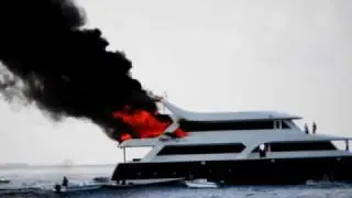 Safari Boat on fire 