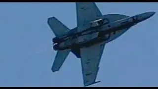 F18 Super Hornet  MACH/SHOCK Diamonds in flight  (slow motion)
