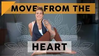 30 Minute Flowy Vinyasa Yoga Practice For An Open Heart