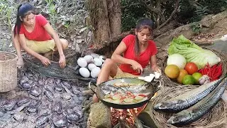 Survival skills: Crabs cooking tasty with egg, Sea fish lemon steamed for Eating delicious, +6 video