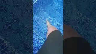 slow motion water splash