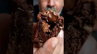 Ferrero Rocher Stuffed Double Chocolate Chip Cookies 🍪 The best Valentines Day treat 🌹