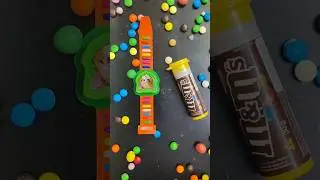 ⌚🍬 Cracking Open Candy Wali Ghari & M&M&rsquo;s! 🤩🍫 #candywalighari #tastetest #ytshort