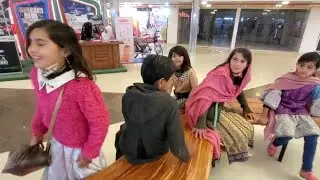 Millenium Mall Quetta Me Shopping - Millenium Mall Vlog Meezan Chowk ki Sair Bachon Ke Sath Masti