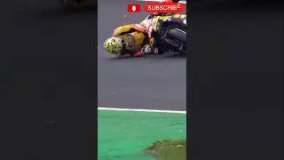 Crash in full motion#shorts #shortvideo #ytshorts #moments #motocross #vairal #trending