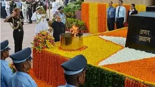 President, PM pays tribute to 1965 war martyrs at Amar Jawan Jyoti