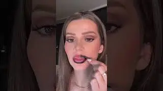 Viral Peel-Off Lip Liner: The Secret to Perfect Lips! #lipliner #lipstick #shorts