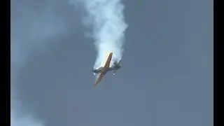 Parafuso (spin) - A-29 Super Tucano - Esquadrilha da Fuma&ccedil;a