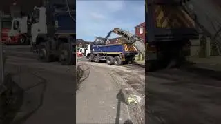 🤩 #sgssurfacing #planing #roads #tarmac #construction #groundworks #tarmacworks #machine
