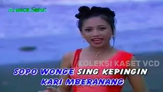 Karaoke_ Lya Variesta- Ulane Mesem- (Official Music Video)