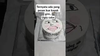 Dekor kue ugly cake alias kue jelek #uglycake #kuejelek #dekorkue #viralshorts
