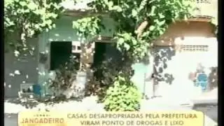 Casas desapropriadas pela Prefeitura viram ponto de drogas e lixo &laquo; &laquo; Jangadeiro Online Jangadeiro Online
