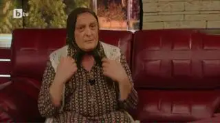 Шоуто на Слави: Баба Вуна обичала да мята салфетки (Краси Радков)