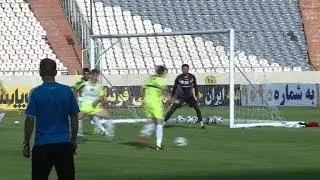 Iran national team trains ahead of World Cup 2014