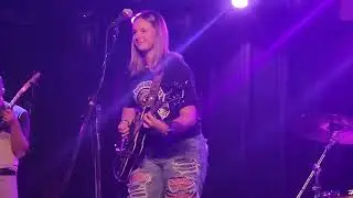 Knuckleheads Sunday Open Mic 11/17/24 Haley Burke 