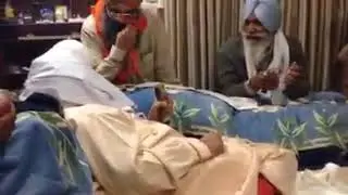 Sant baba ajit singh ji hansali sahib wale with sangat satinder sartaj
