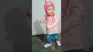 ayat k dance 👀💗@ayatvlogzaapi #cutebaby #vairalsong #likeandsubscribe #comments
