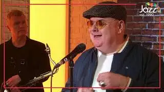 Ian Shaw performs Burt Bacharach's 'Alfie' at Jazz FM