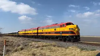 KCS 1 leads Business Train east along the Laredo Sub