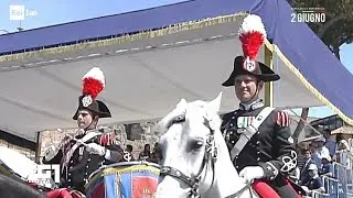 PARATA 2 GIUGNO 2017 CORAZZIERI SALUTO AL PRESIDENTE  FESTA DELLA REPUBBLICA