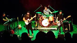 Johnny Gallagher Boxtie @ Balor Theatre