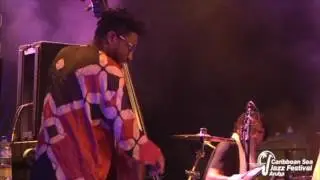 Caribbo  performs Kalinda