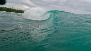 POV BODYBOARD - PERFECT BARRELS FOR THE FIRST SESSION OF THE TRIP IN INDONESIA