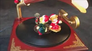 Maisto Dancing for Joy Animated Musical Phonograph Christmas Display